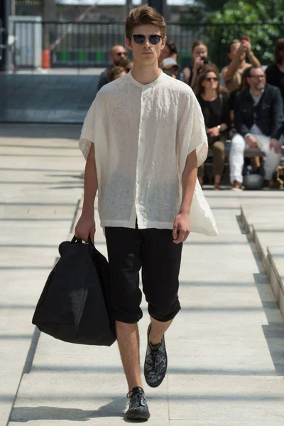 Look 6